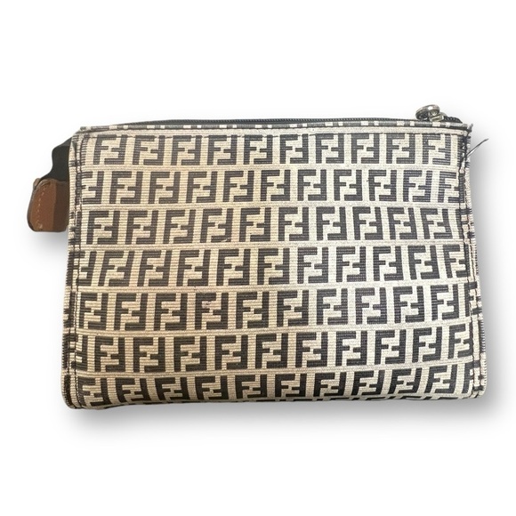 Fendi bag for evening |travel |makeup| vintage - Picture 3 of 16